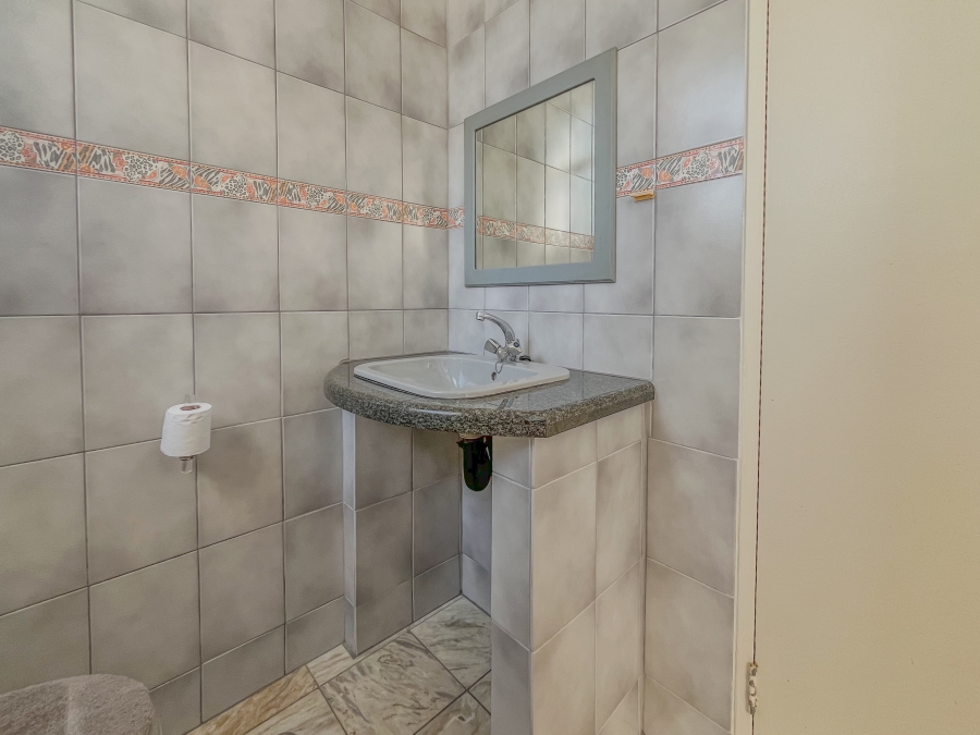 3 Bedroom Property for Sale in La Mercy KwaZulu-Natal