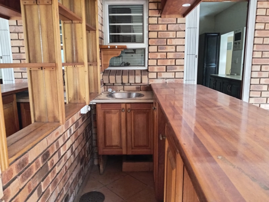To Let 3 Bedroom Property for Rent in Meer En See KwaZulu-Natal