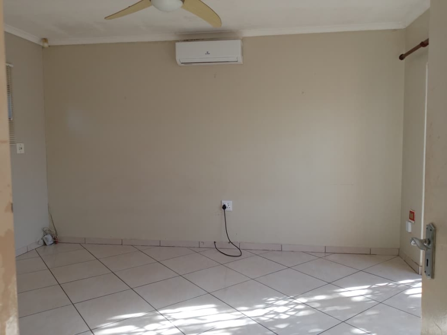 To Let 3 Bedroom Property for Rent in Meer En See KwaZulu-Natal