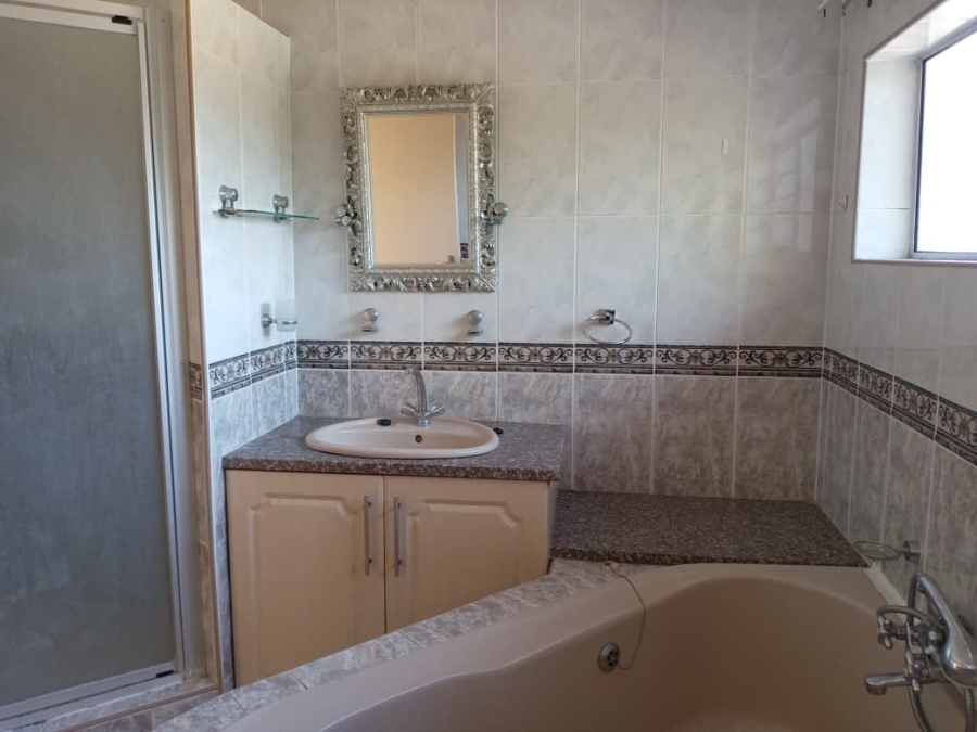 To Let 3 Bedroom Property for Rent in Meer En See KwaZulu-Natal