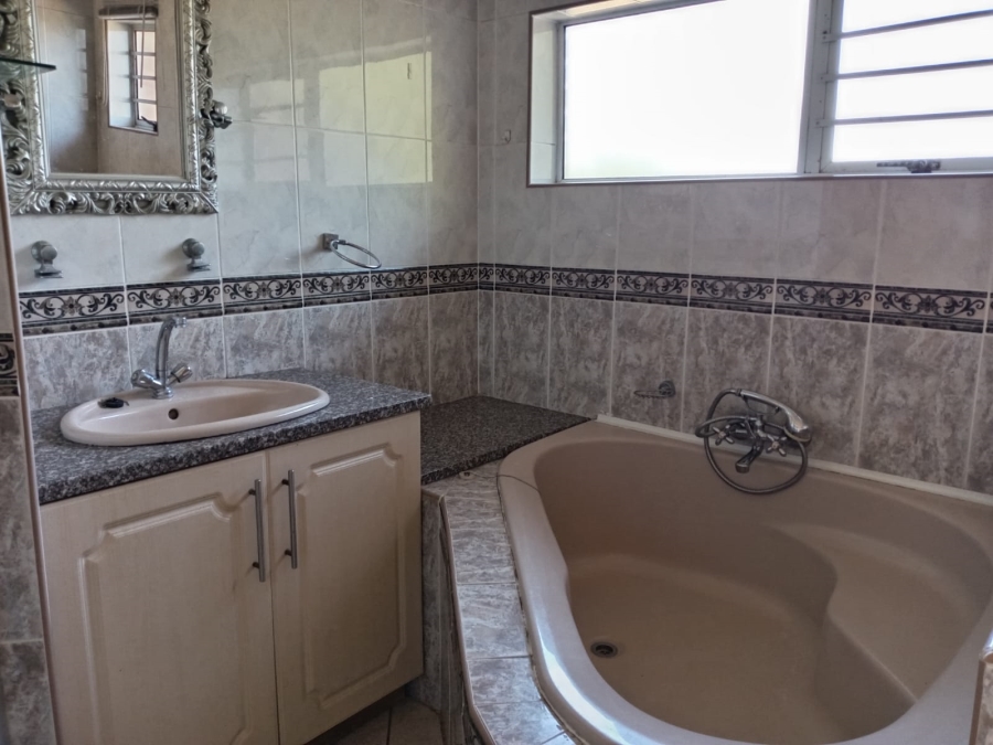 To Let 3 Bedroom Property for Rent in Meer En See KwaZulu-Natal