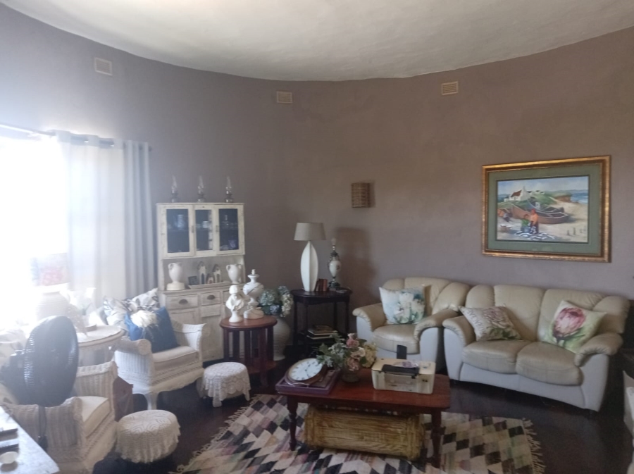 3 Bedroom Property for Sale in Brighton Beach KwaZulu-Natal