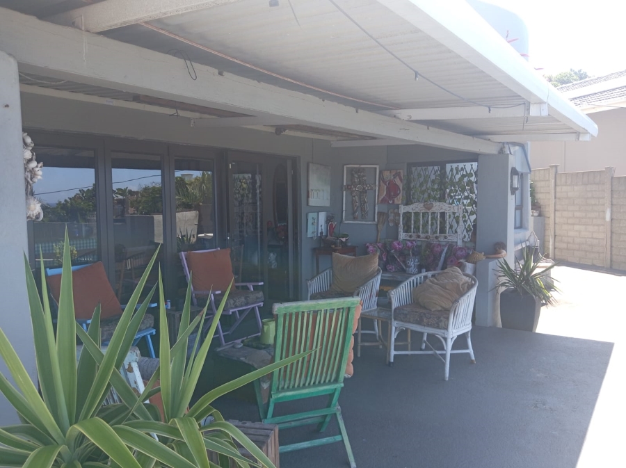3 Bedroom Property for Sale in Brighton Beach KwaZulu-Natal