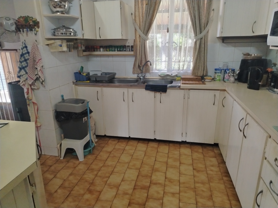 3 Bedroom Property for Sale in Ocean View KwaZulu-Natal