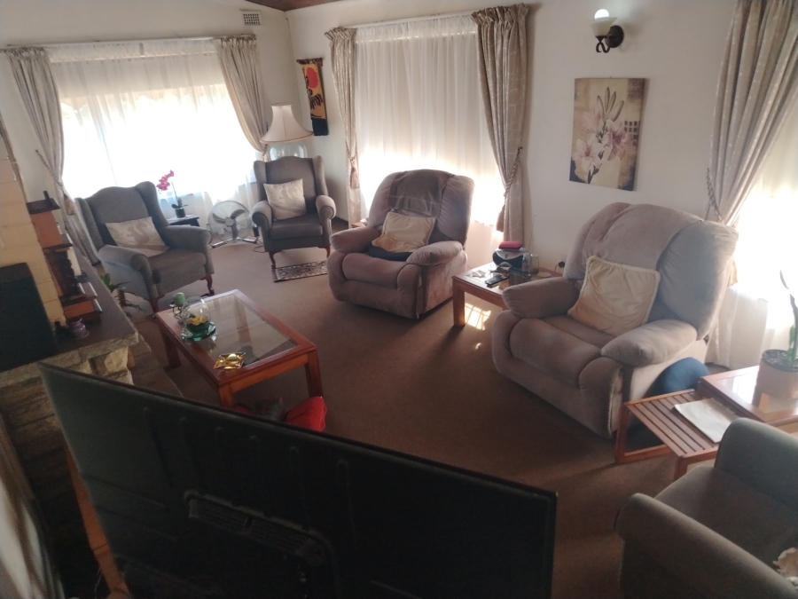 3 Bedroom Property for Sale in Ocean View KwaZulu-Natal