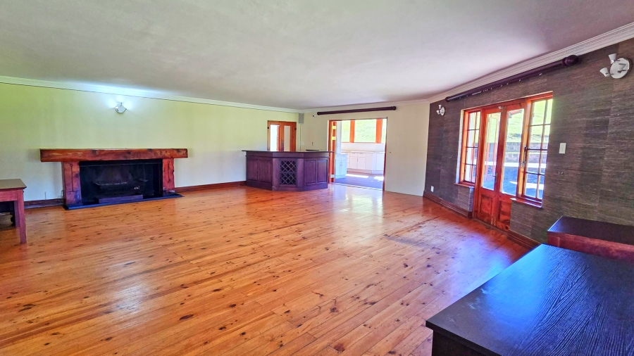 5 Bedroom Property for Sale in Ferncliffe KwaZulu-Natal