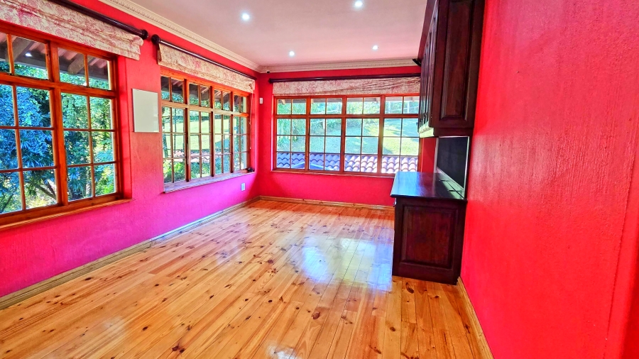 5 Bedroom Property for Sale in Ferncliffe KwaZulu-Natal