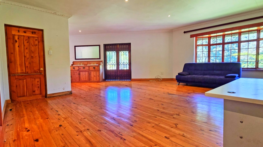 5 Bedroom Property for Sale in Ferncliffe KwaZulu-Natal
