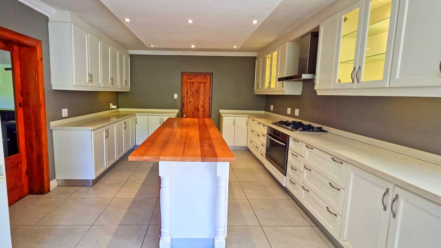 5 Bedroom Property for Sale in Ferncliffe KwaZulu-Natal