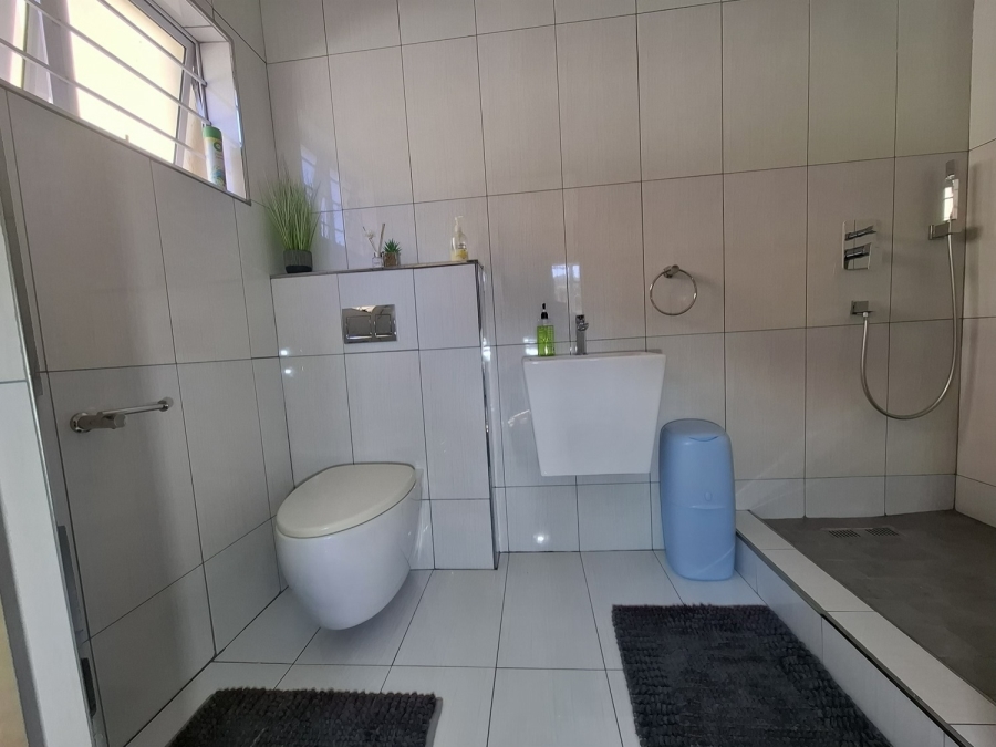 3 Bedroom Property for Sale in Escombe KwaZulu-Natal