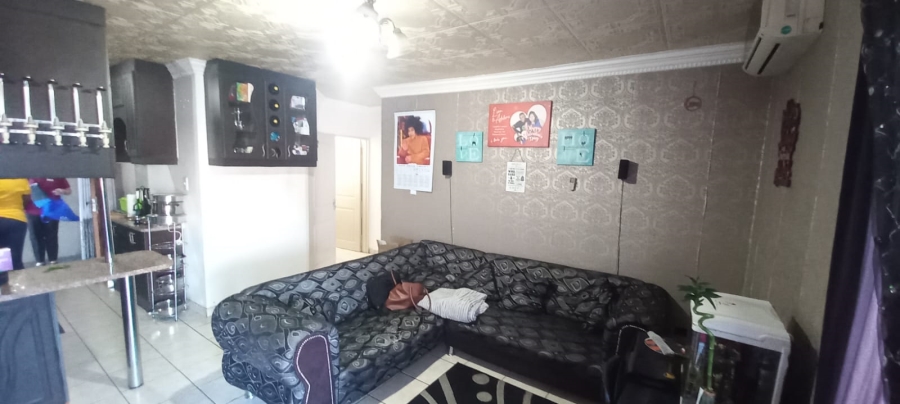 2 Bedroom Property for Sale in Woodhurst KwaZulu-Natal