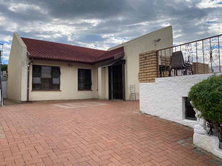 3 Bedroom Property for Sale in Newlands West KwaZulu-Natal