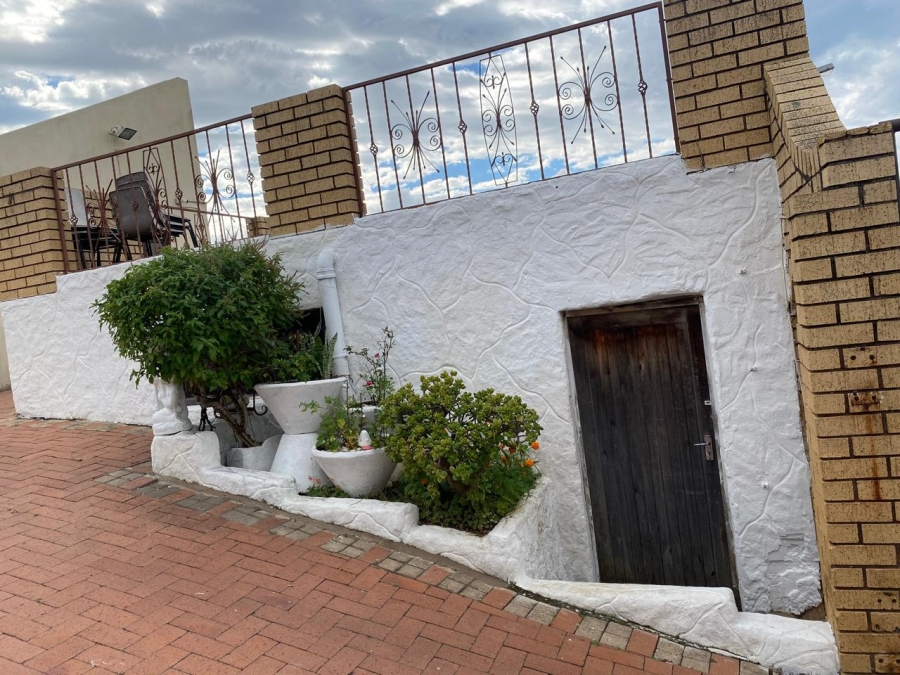3 Bedroom Property for Sale in Newlands West KwaZulu-Natal