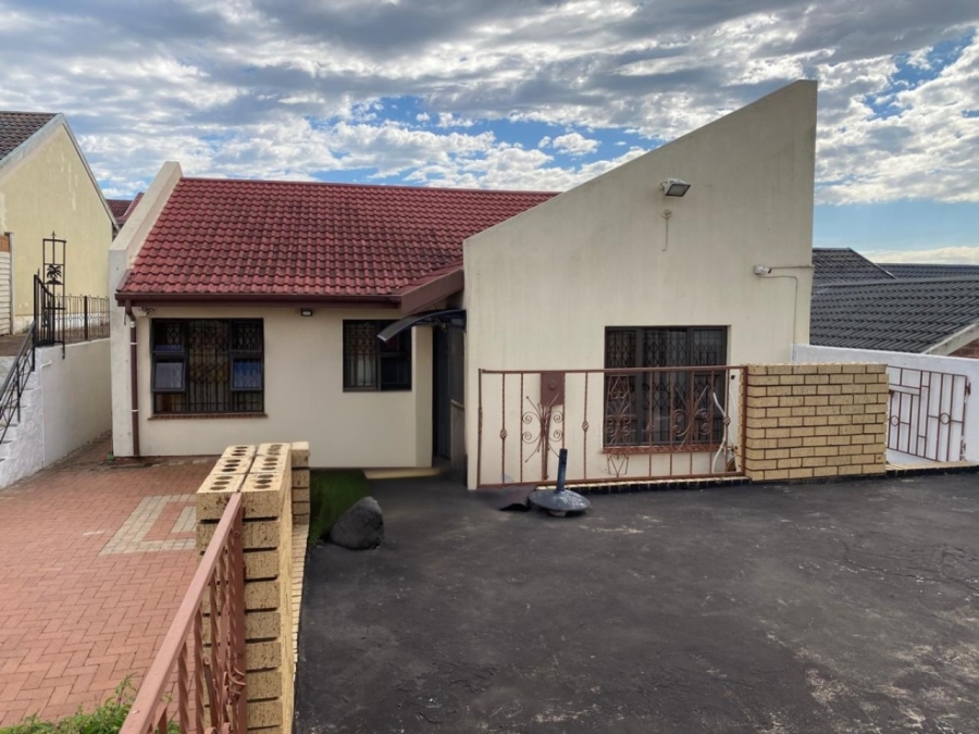 3 Bedroom Property for Sale in Newlands West KwaZulu-Natal
