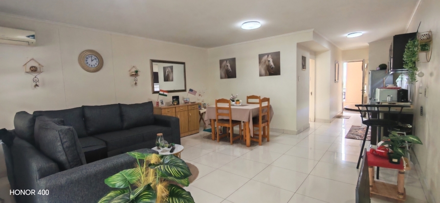 1 Bedroom Property for Sale in New Town Centre KwaZulu-Natal