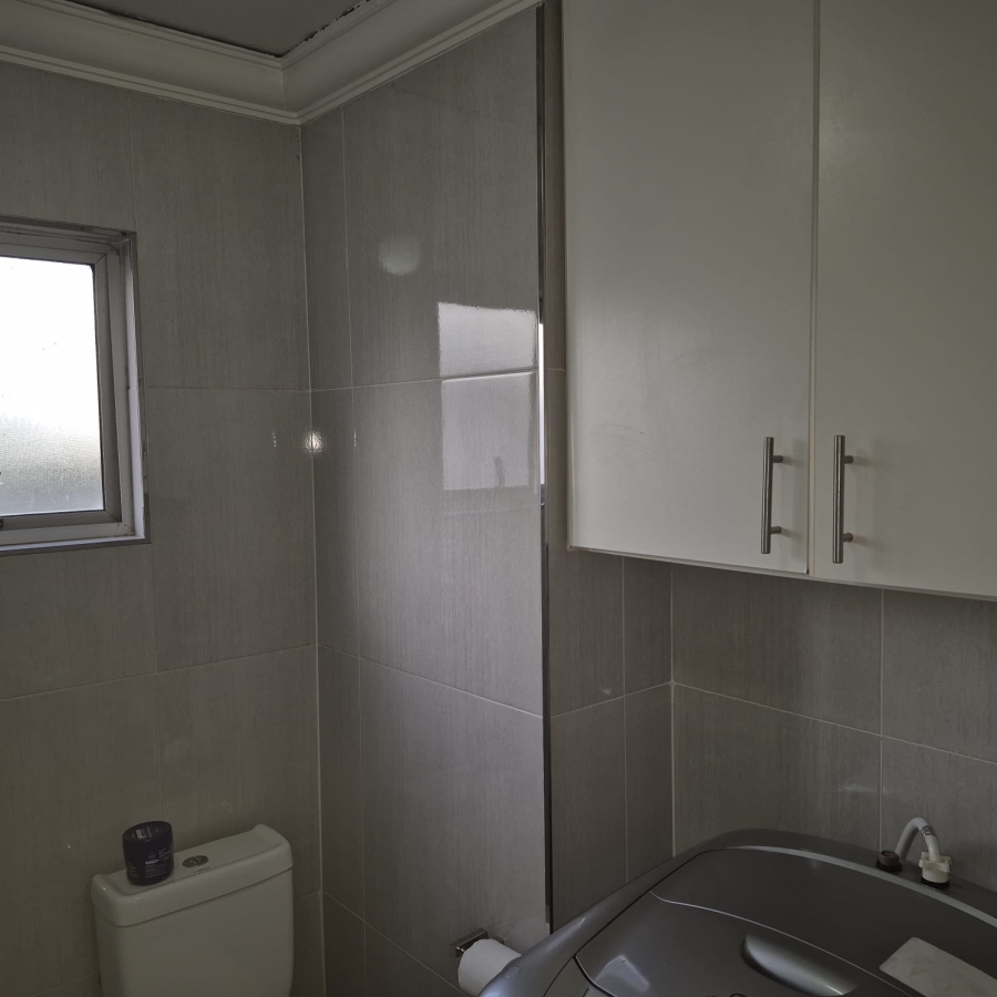 2 Bedroom Property for Sale in Waterval Park KwaZulu-Natal