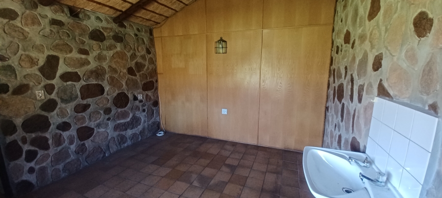 5 Bedroom Property for Sale in Newcastle Rural KwaZulu-Natal