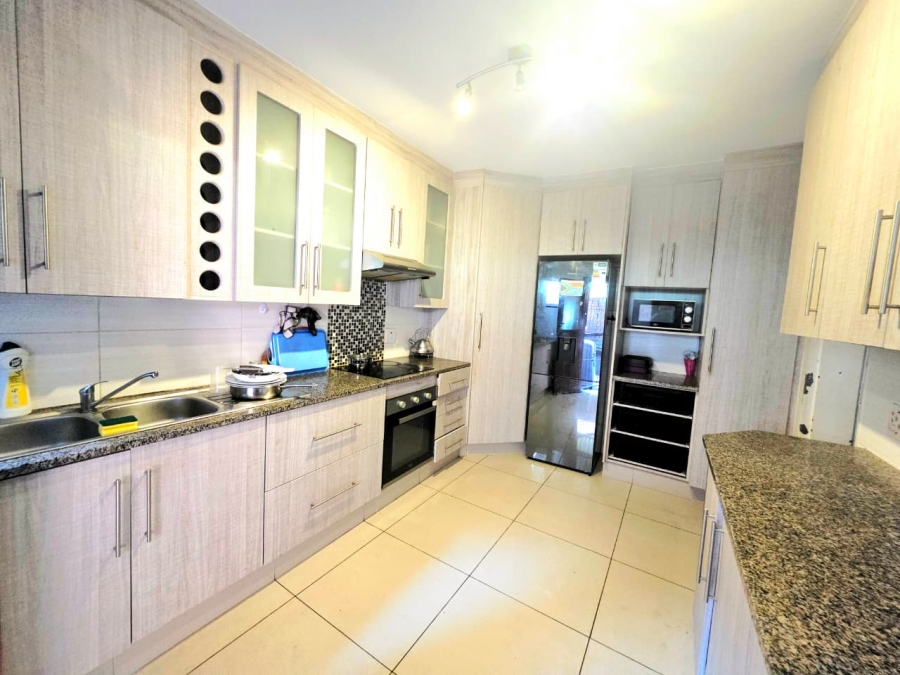 3 Bedroom Property for Sale in Panorama KwaZulu-Natal