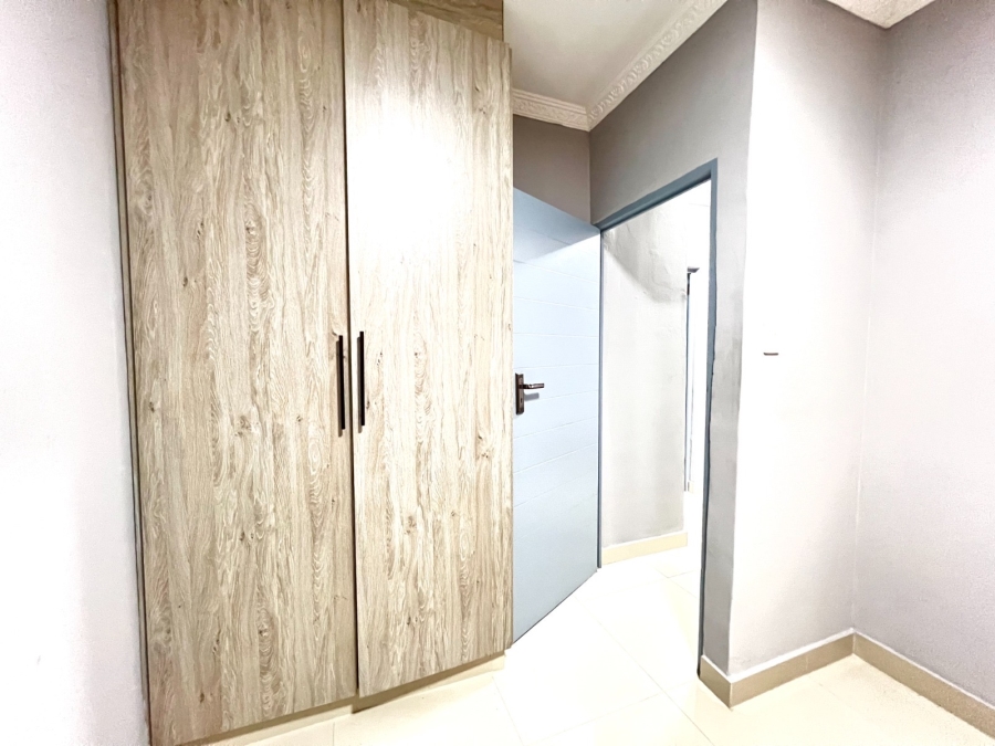 2 Bedroom Property for Sale in Morningside KwaZulu-Natal