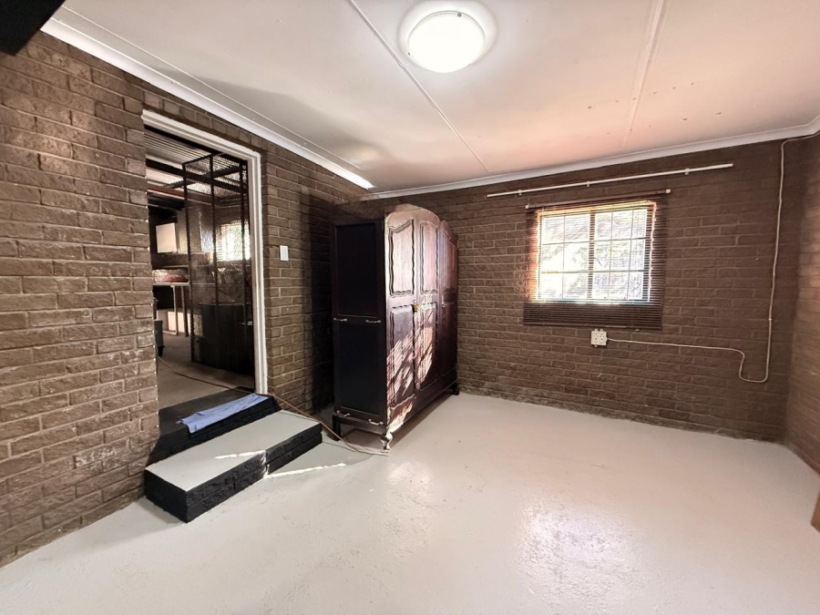 4 Bedroom Property for Sale in Signal Hill KwaZulu-Natal