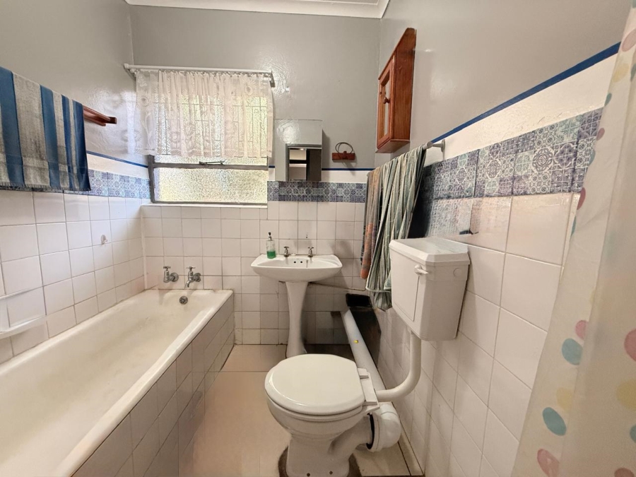 4 Bedroom Property for Sale in Signal Hill KwaZulu-Natal