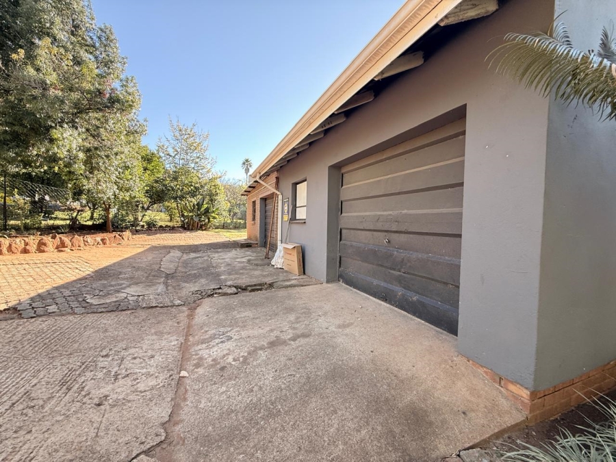 4 Bedroom Property for Sale in Signal Hill KwaZulu-Natal