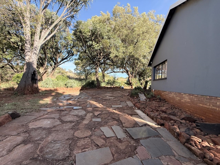 4 Bedroom Property for Sale in Signal Hill KwaZulu-Natal