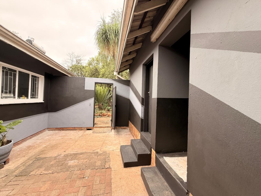 4 Bedroom Property for Sale in Signal Hill KwaZulu-Natal