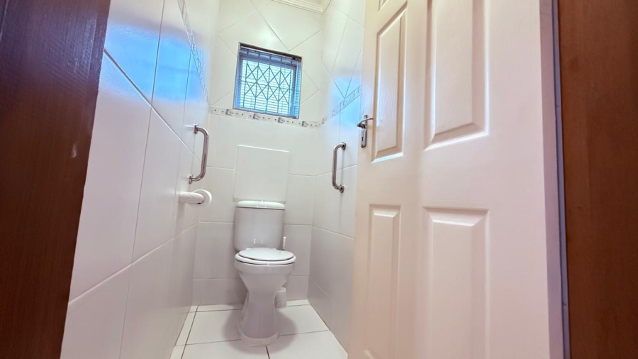 4 Bedroom Property for Sale in Montford KwaZulu-Natal