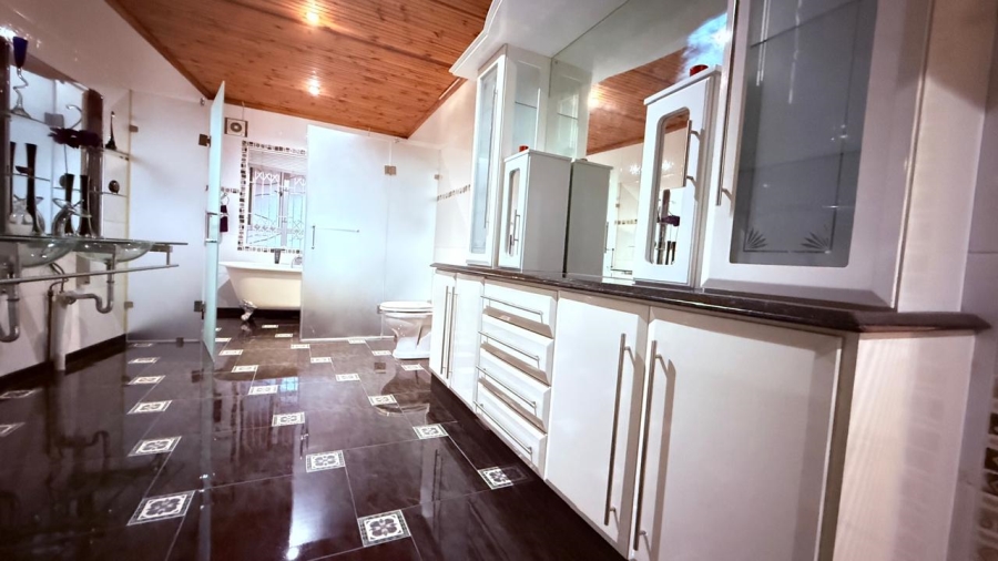 4 Bedroom Property for Sale in Montford KwaZulu-Natal