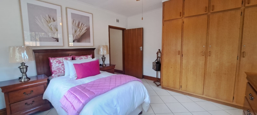 5 Bedroom Property for Sale in Manors KwaZulu-Natal