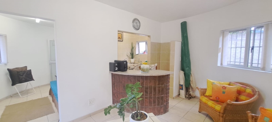 5 Bedroom Property for Sale in Manors KwaZulu-Natal