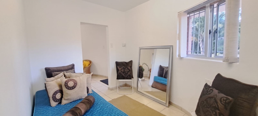 5 Bedroom Property for Sale in Manors KwaZulu-Natal