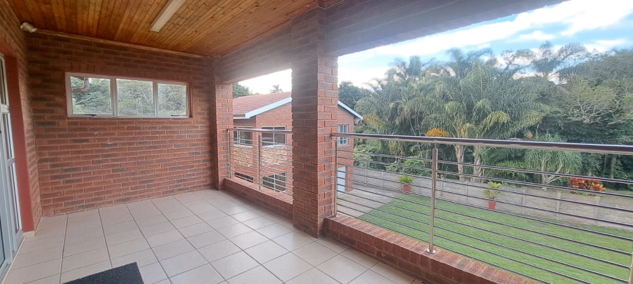5 Bedroom Property for Sale in Manors KwaZulu-Natal