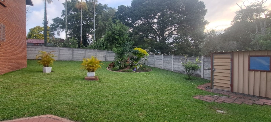 5 Bedroom Property for Sale in Manors KwaZulu-Natal