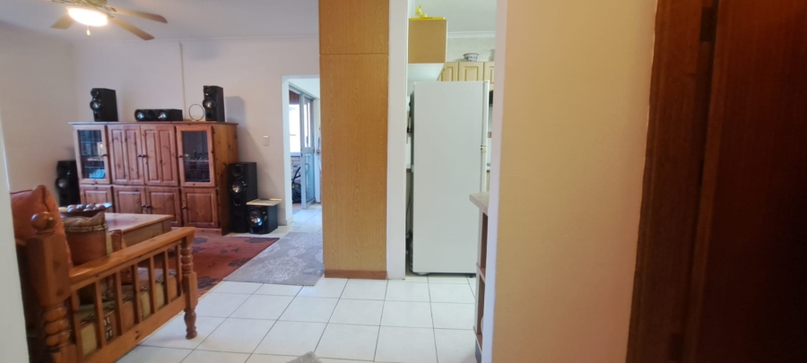 5 Bedroom Property for Sale in Manors KwaZulu-Natal