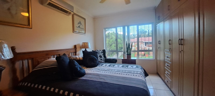 5 Bedroom Property for Sale in Manors KwaZulu-Natal
