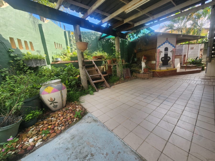 4 Bedroom Property for Sale in Oaklands KwaZulu-Natal
