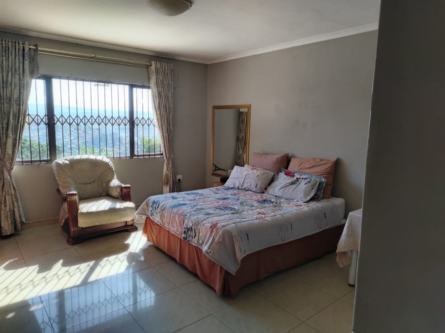 4 Bedroom Property for Sale in Dawncrest KwaZulu-Natal