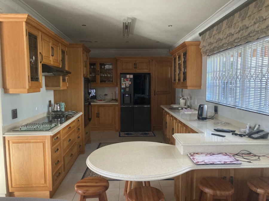 6 Bedroom Property for Sale in Westville Central KwaZulu-Natal