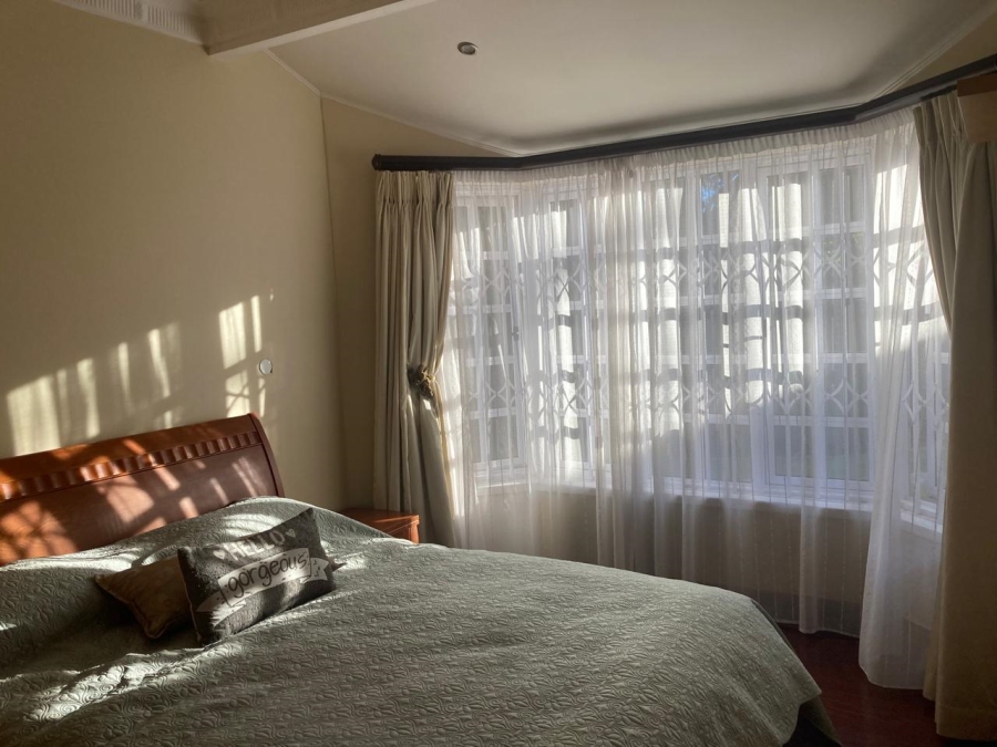 6 Bedroom Property for Sale in Westville Central KwaZulu-Natal