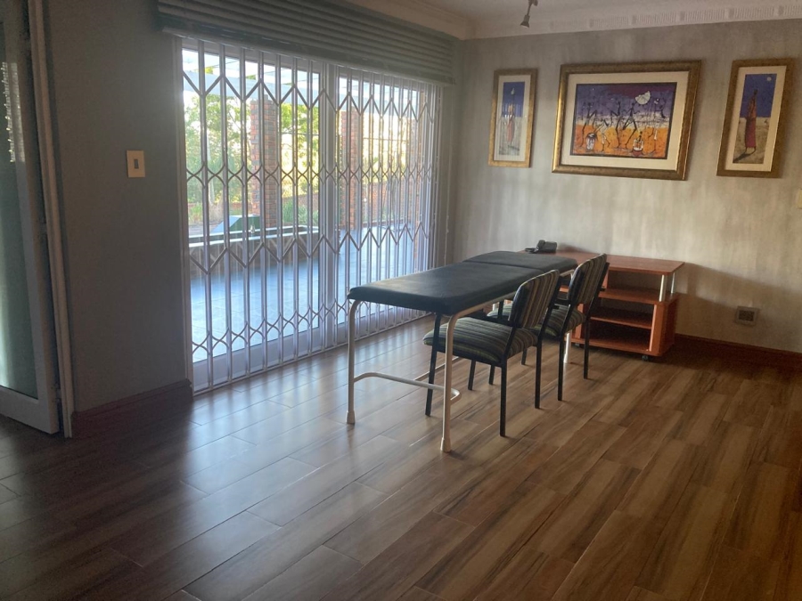 6 Bedroom Property for Sale in Westville Central KwaZulu-Natal