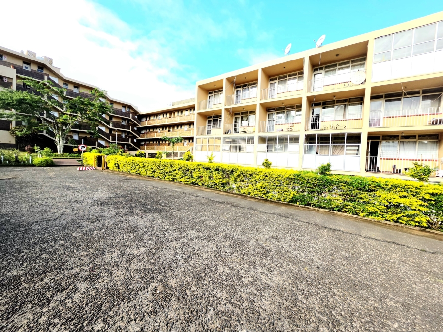1 Bedroom Property for Sale in Empangeni Central KwaZulu-Natal