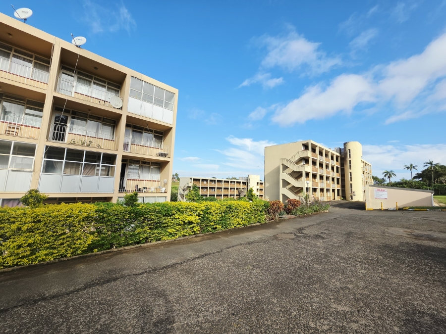 1 Bedroom Property for Sale in Empangeni Central KwaZulu-Natal