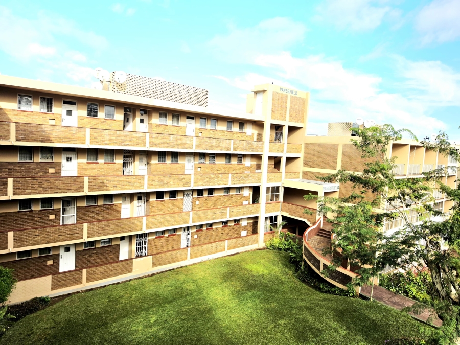 1 Bedroom Property for Sale in Empangeni Central KwaZulu-Natal