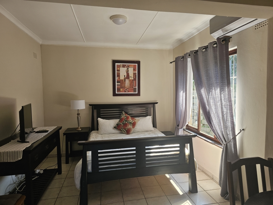 1 Bedroom Property for Sale in Shakas Rock KwaZulu-Natal