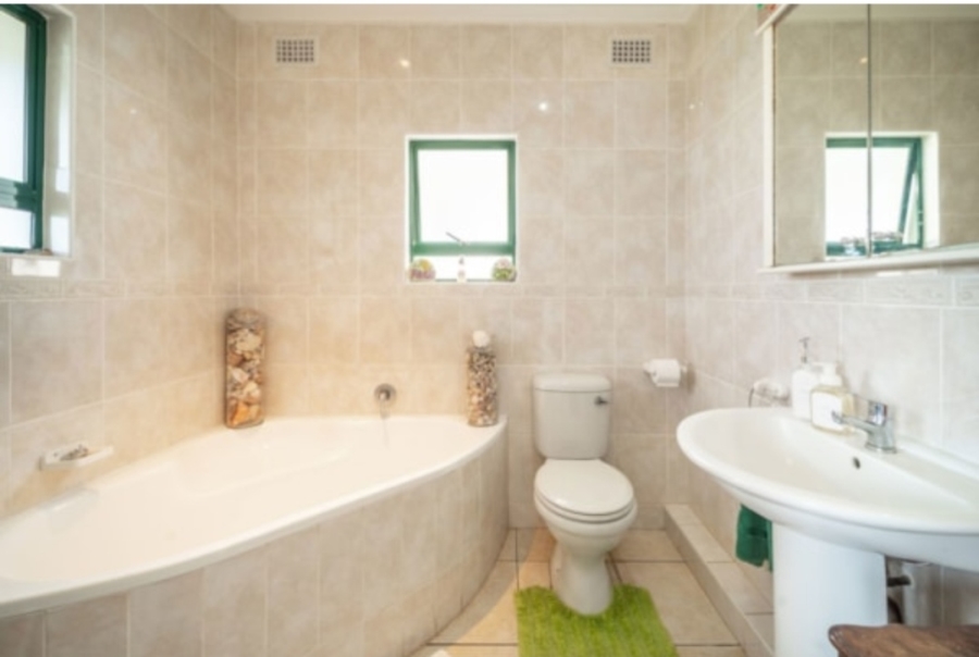3 Bedroom Property for Sale in Westbrook KwaZulu-Natal