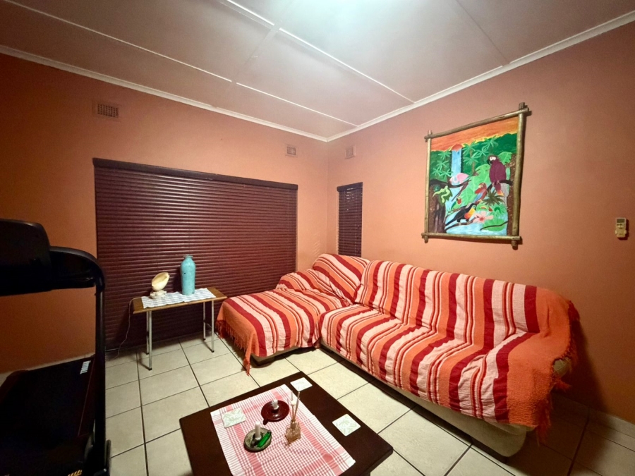 4 Bedroom Property for Sale in Veld En Vlei KwaZulu-Natal