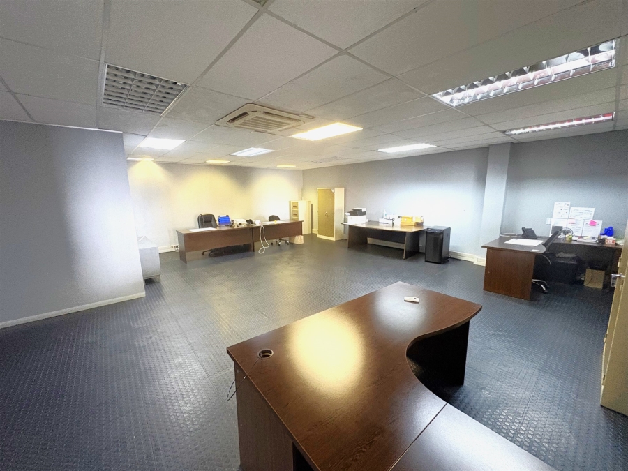 To Let Commercial Property for Rent in Riverhorse Valley KwaZulu-Natal