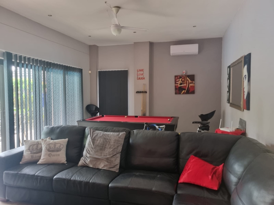 4 Bedroom Property for Sale in Veld En Vlei KwaZulu-Natal